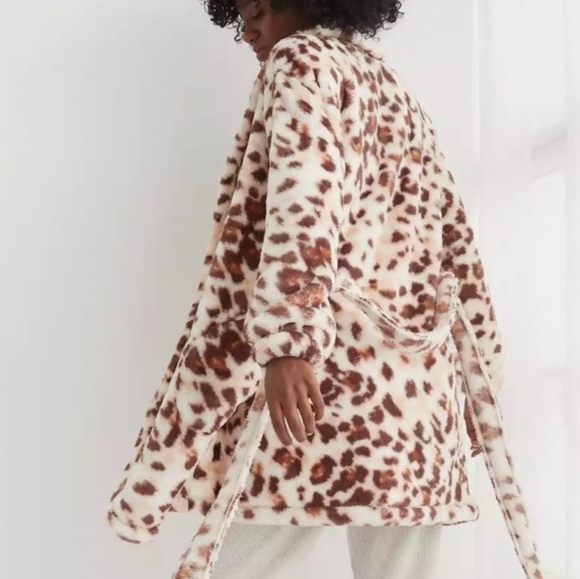 NWT Aerie Leopard Print Robe XS/S - Picture 3 of 8